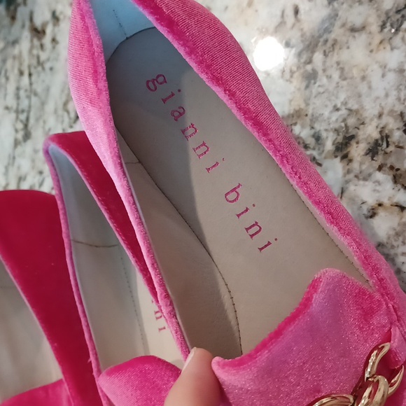 NEW Gianni Bini MacenTwo Bit Buckle Velvet Flat Loafers Barbie PinkSZ 5.5 - Picture 12 of 14
